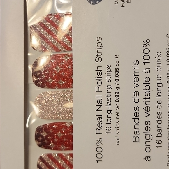 Color Street lot Dripping in Diamonds and Wraping it Up Holiday nail polish sets - Picture 3 of 5